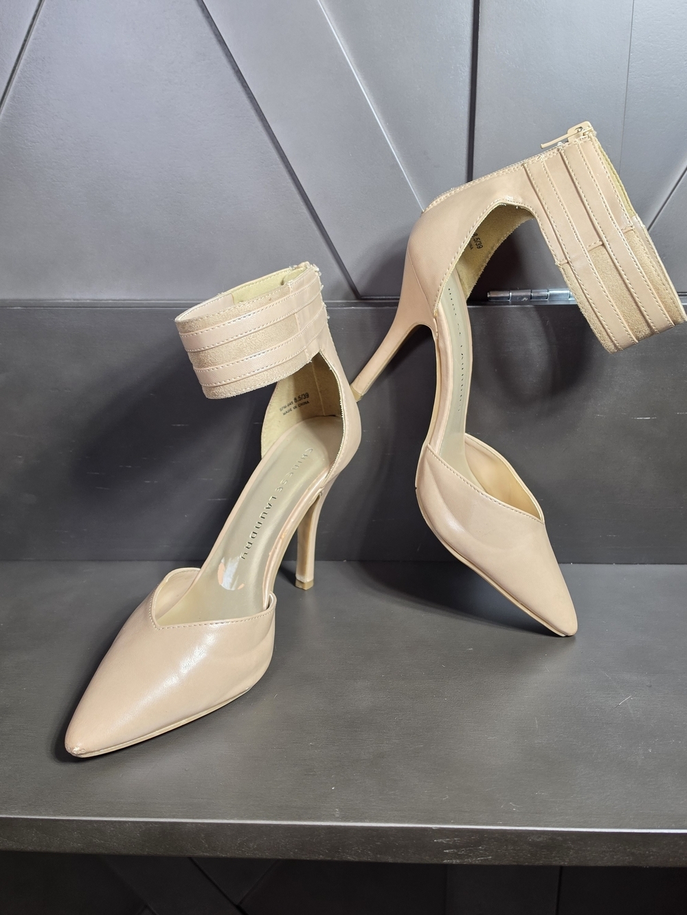 Chinese Laundry Nude Tan  Pointed-Toe Ankle Strap Stilettos  8 1/2 Read